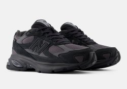 GORE-TEX Uppers Make This New Balance 2010 A Perfect Winter Beater