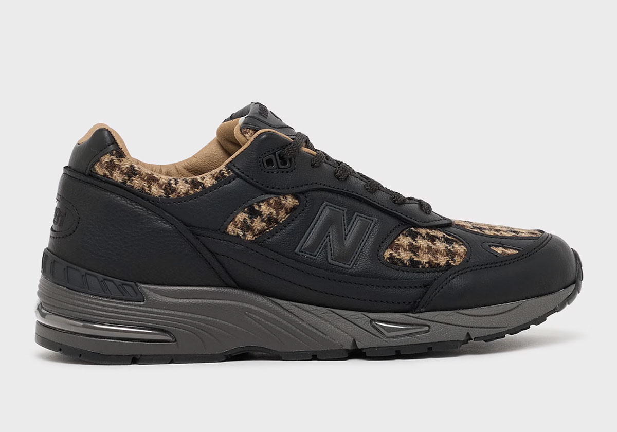 New Balance 991 Made In England Black Houndstooth 1