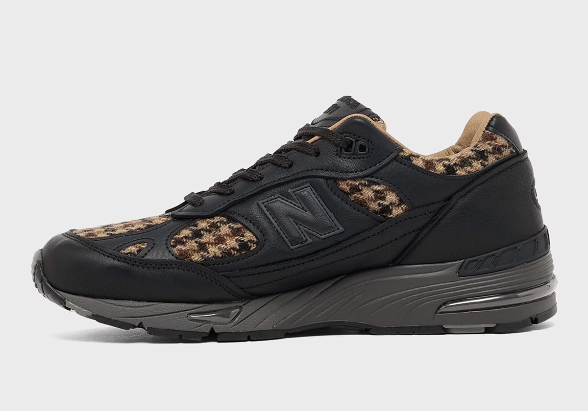 New Balance 991 Made In England Black Houndstooth 2