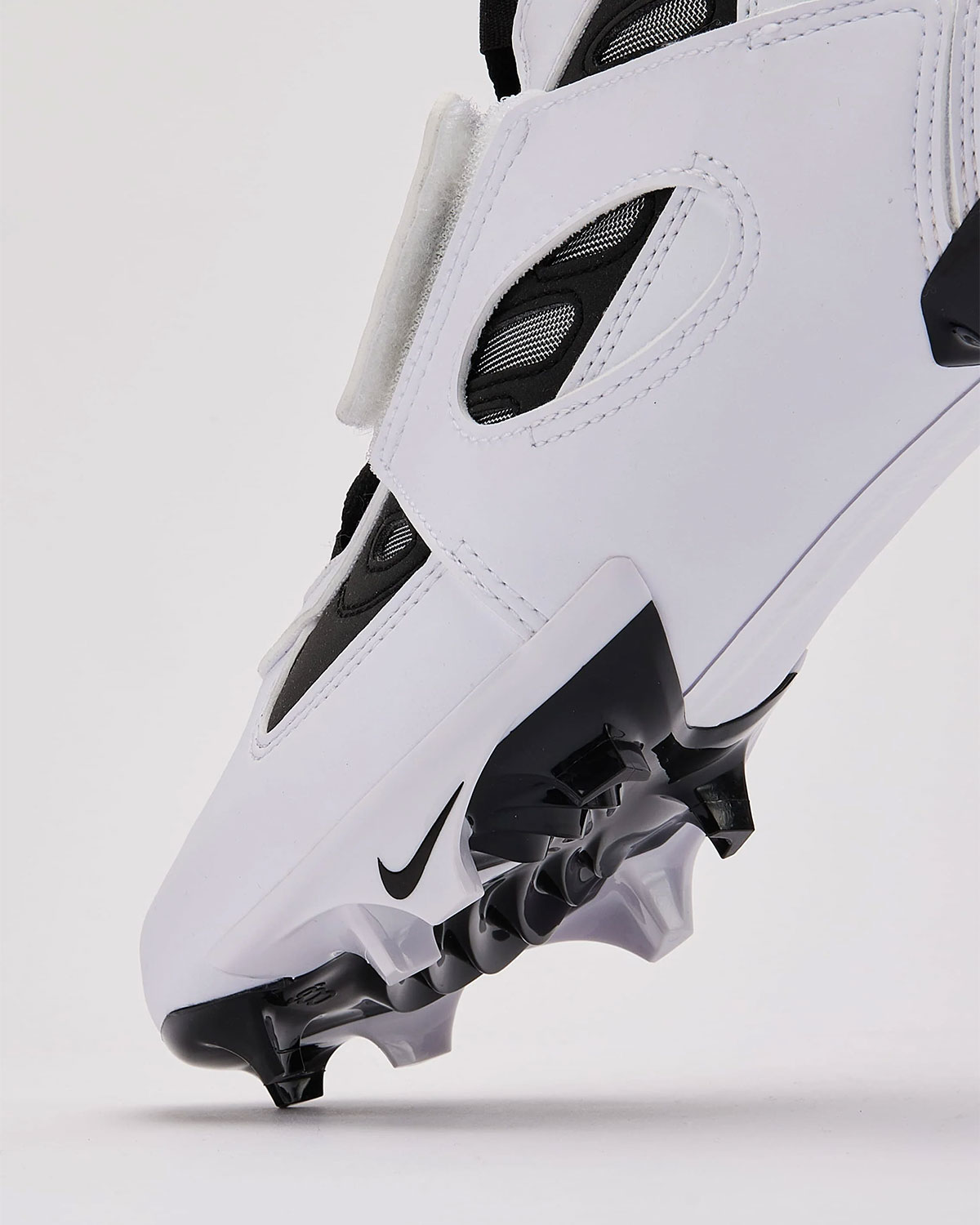 Nike Air Diamond Turf 2 Cleats White Black If4807 101 5