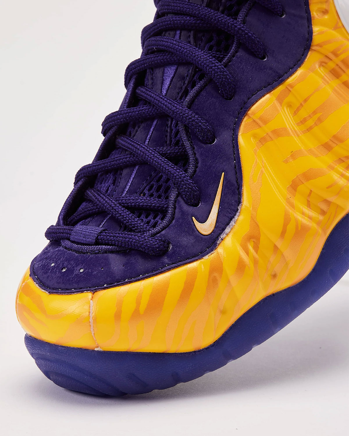 Nike Air Foamposite Pro Lsu Tigers Ix2091 700 2