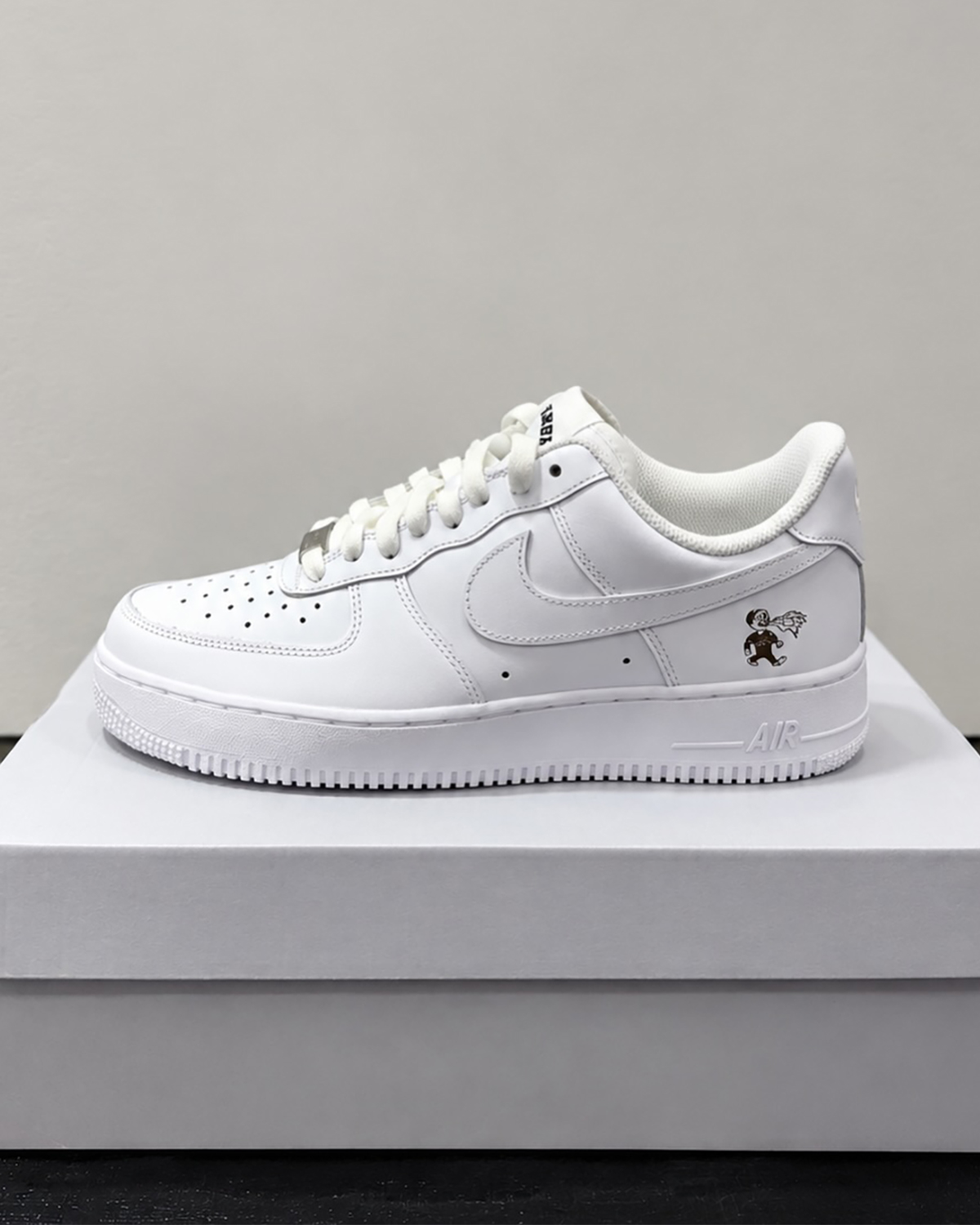 Nike Air Force 1 Low White Complexcon Homerunnyc