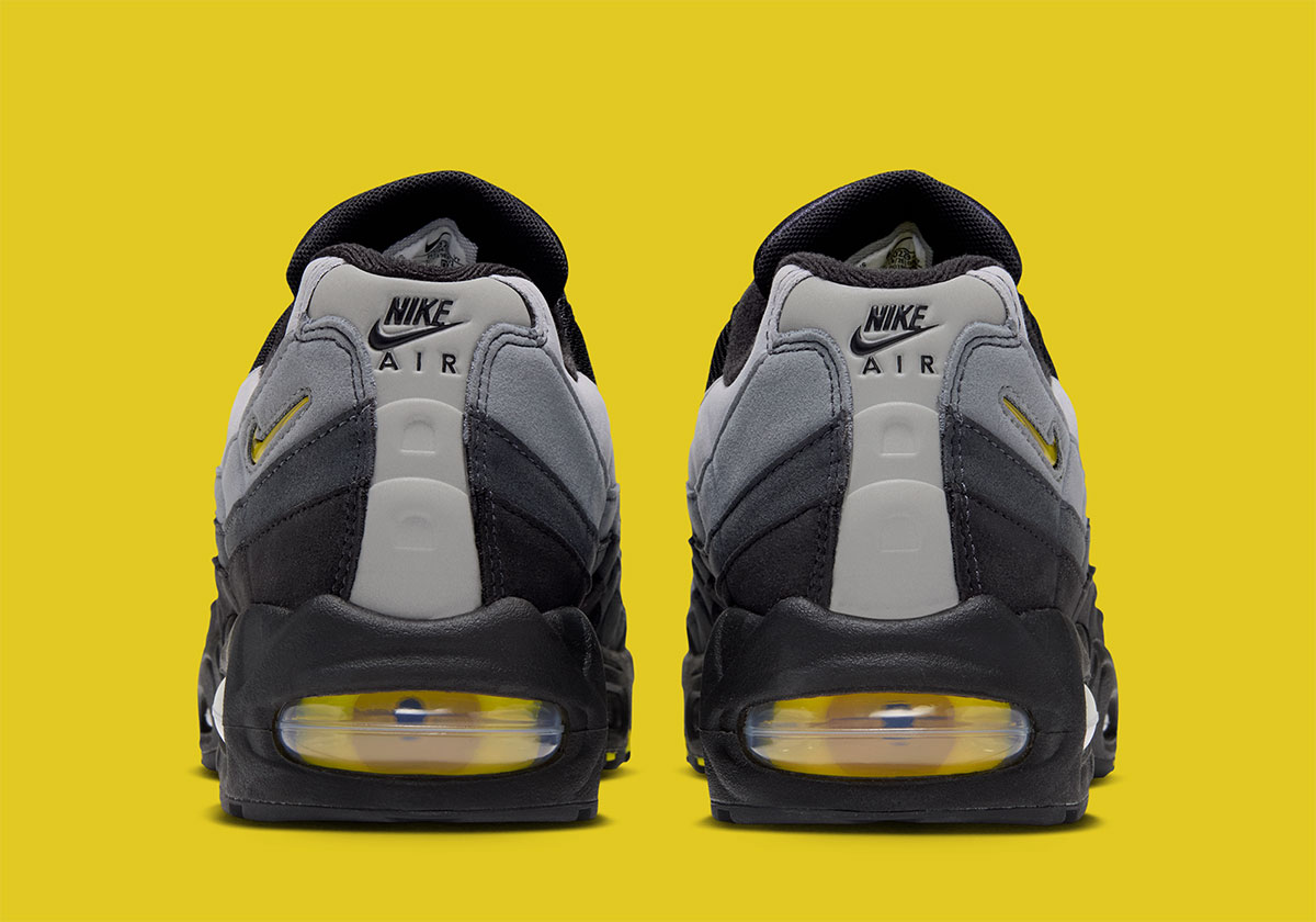 Nike Air Max 95 Batman Iq0229 001 7