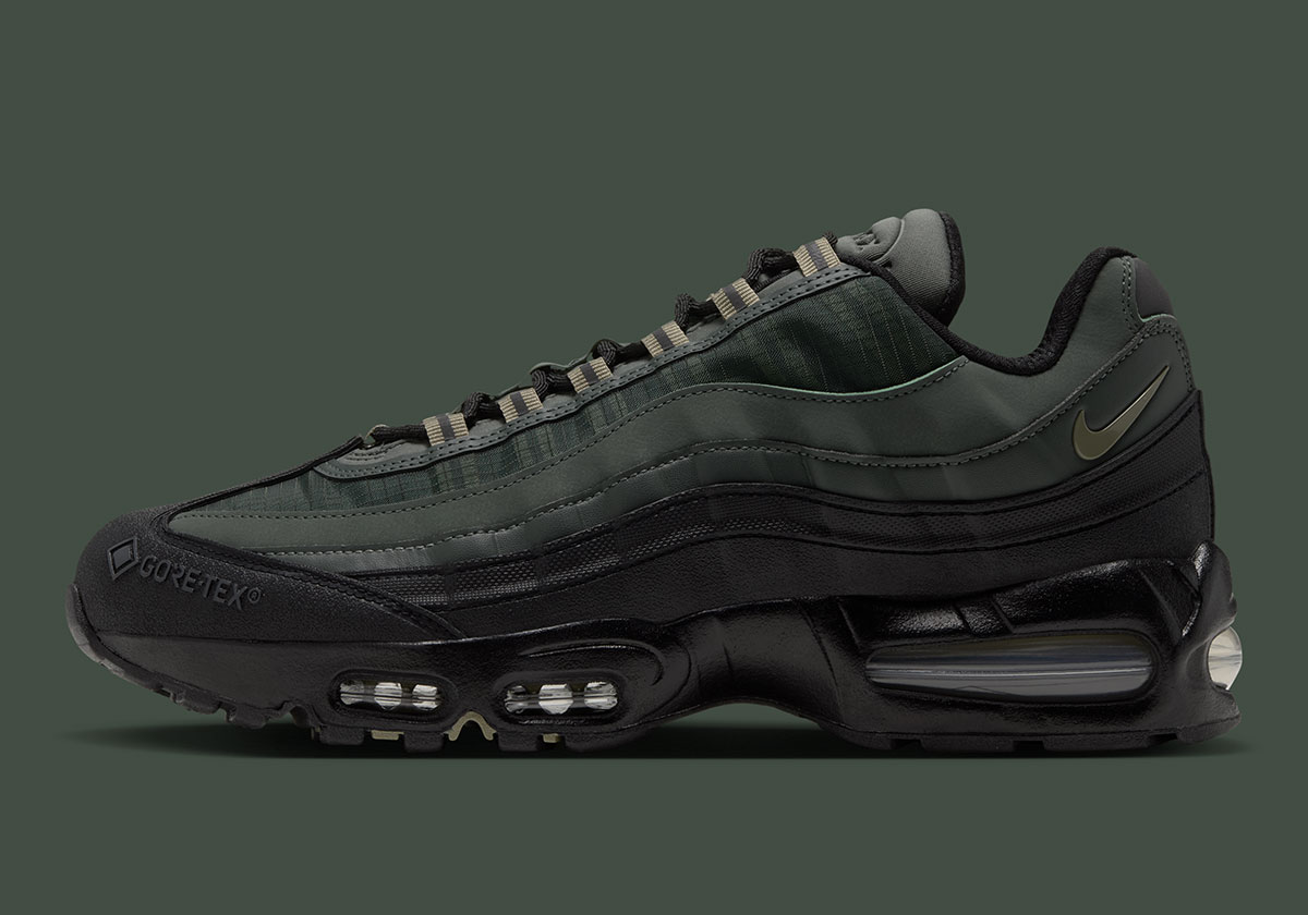 Nike Air Max 95 Gore Tex Camo Green Black Metallic Dark Grey Io1877 300 2