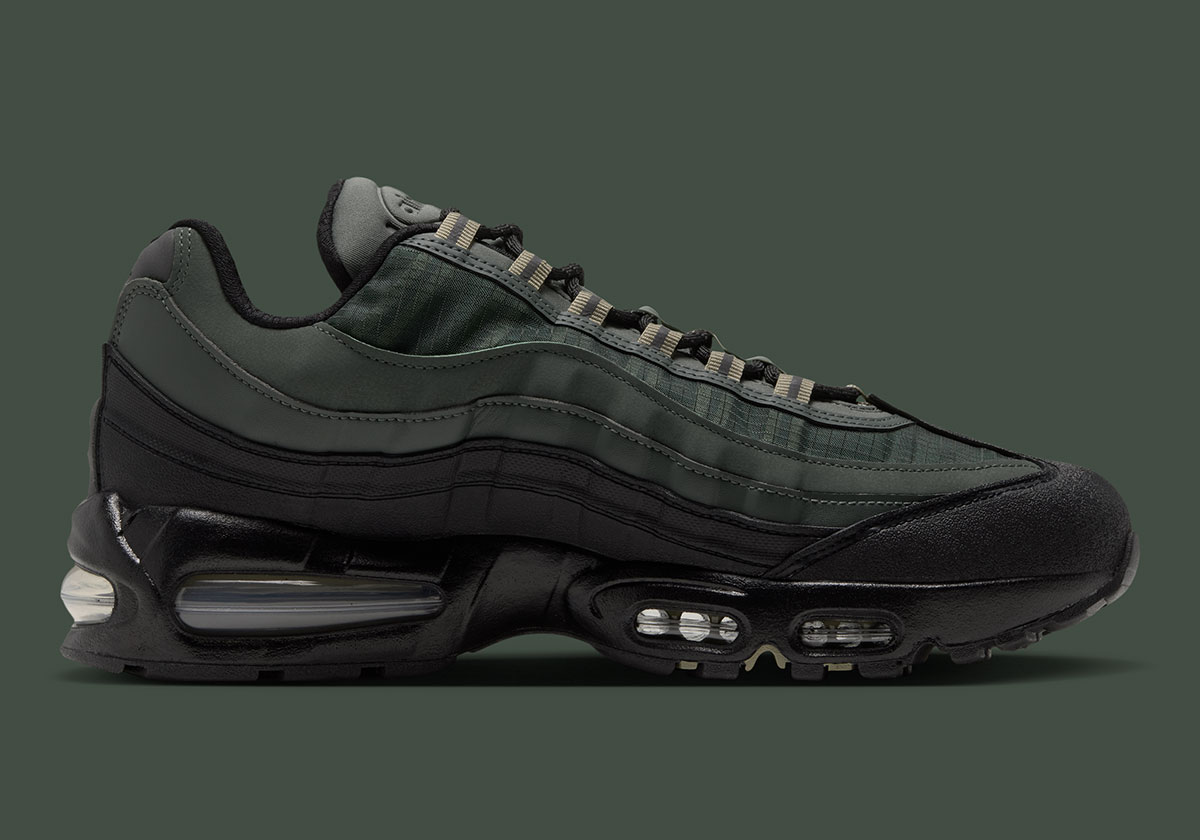 Nike Air Max 95 Gore Tex Camo Green Black Metallic Dark Grey Io1877 300 4