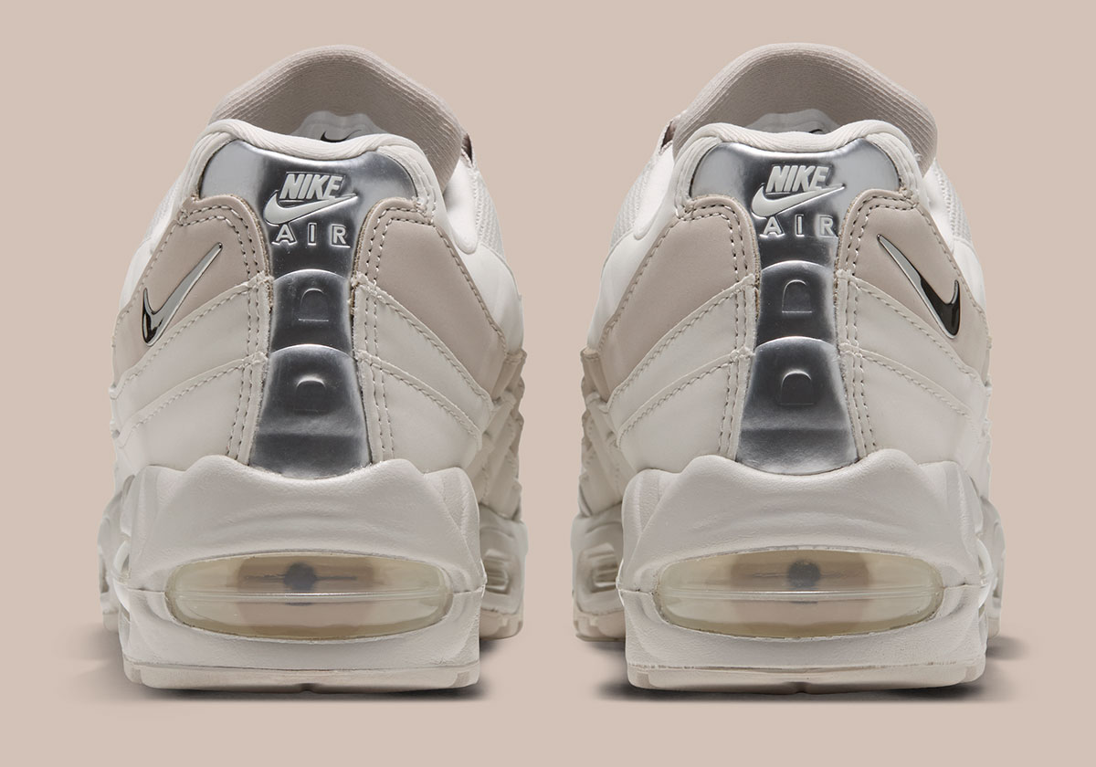 Nike Air Max 95 Light Bone Cream Ii Sail Metallic Silver Iv3305 001 6
