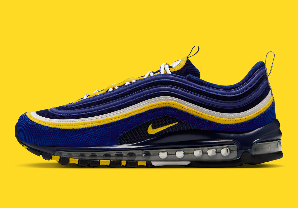 Nike Air Max 97 Yardrunners Coppin State Iw6991 400 1