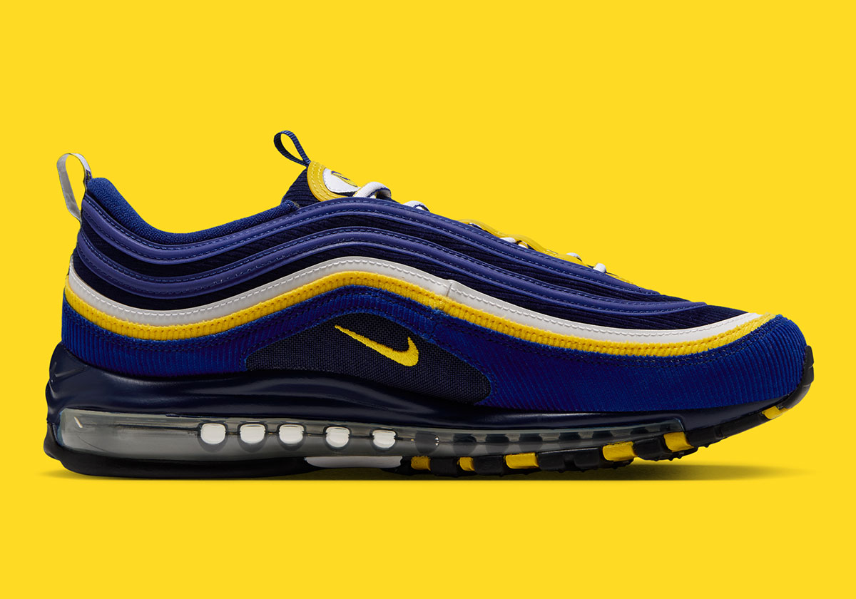Nike Air Max 97 Yardrunners Coppin State Iw6991 400 3