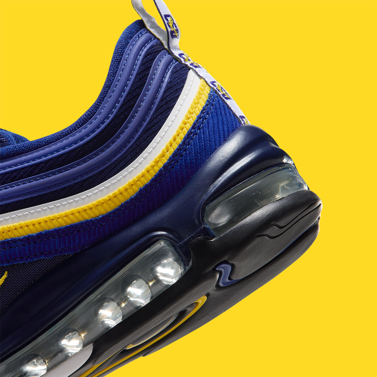 Nike Air Max 97 Yardrunners Coppin State Iw6991 400 8