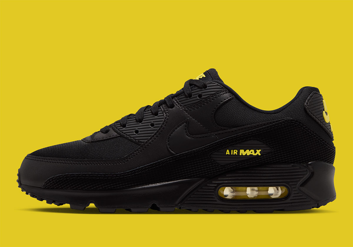 Nike Air Max Plus Batman Im9616 002 1