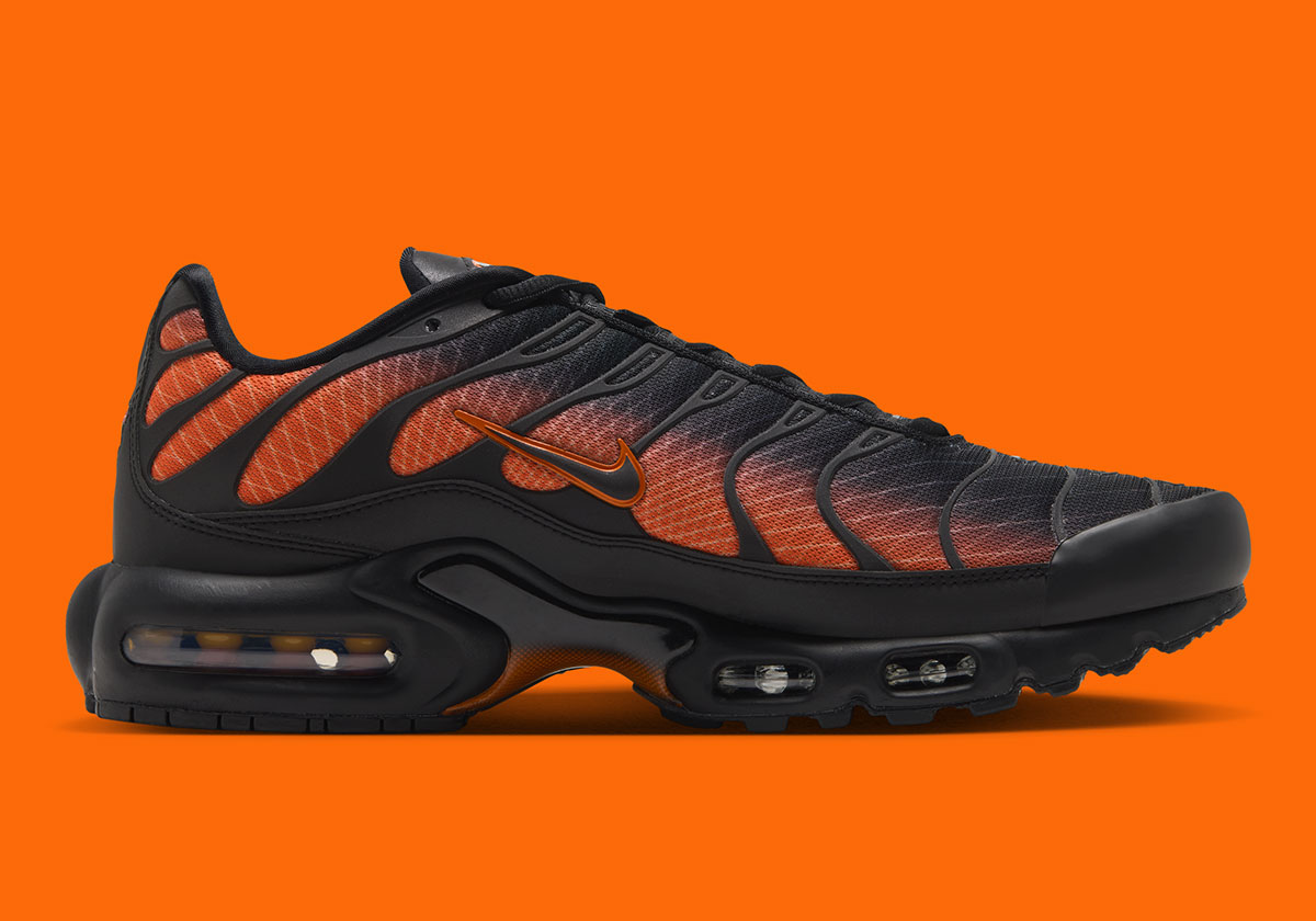 Nike Air Max Plus Glasgow Traffic Cone Ix7920 001 4
