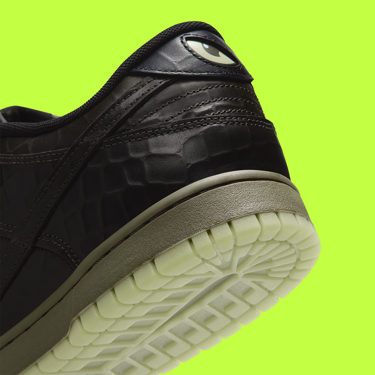 Nike Dunk Low Halloween Shibuya Ix5169 300 9