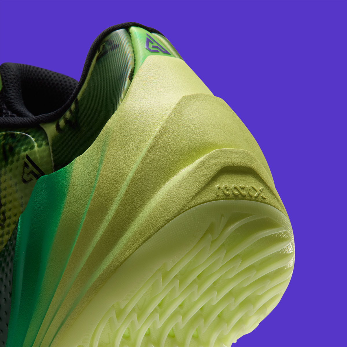 Nike Giannis Freak 8 Leprechaun Halloween Io7944 300 4