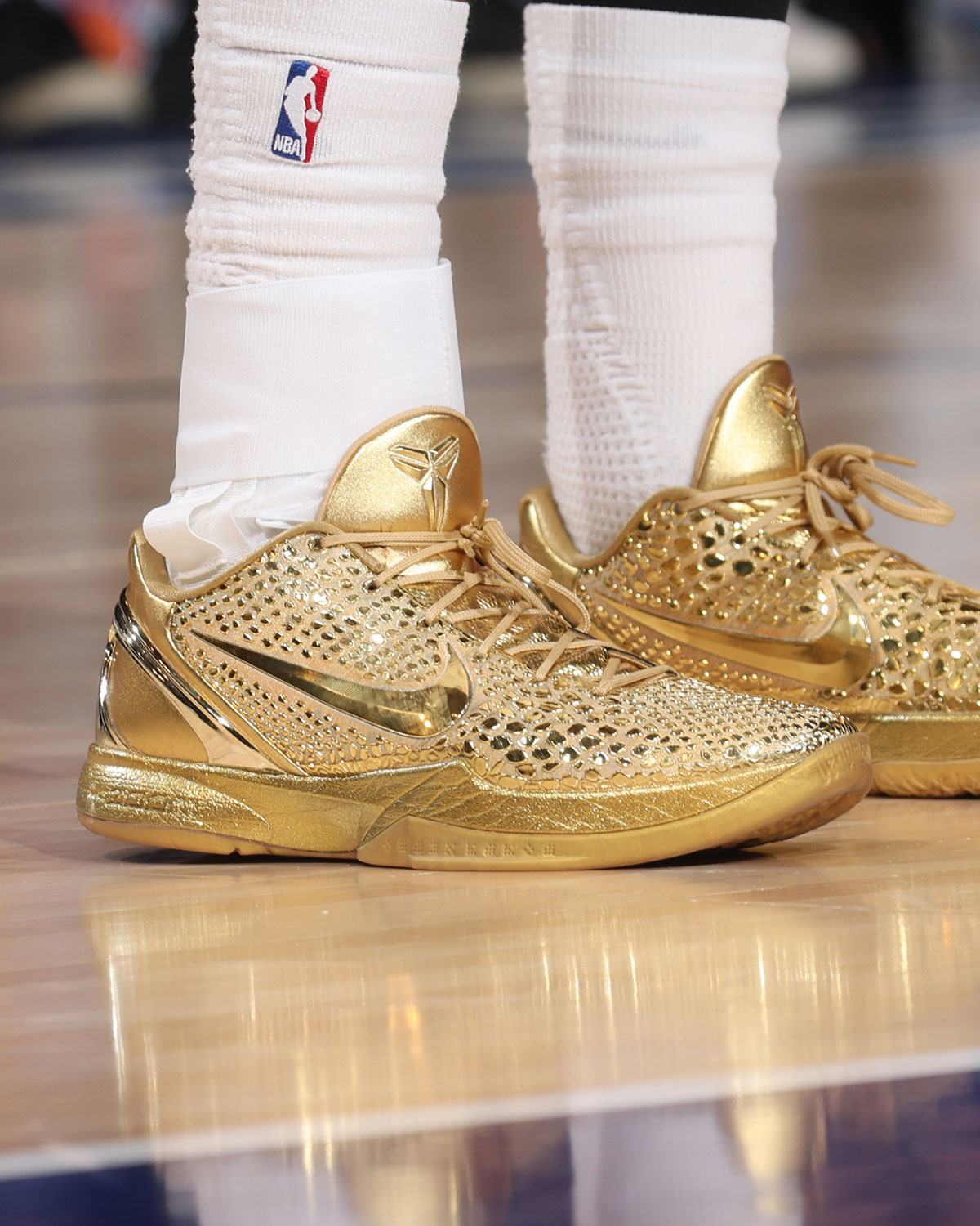 Jalen Brunson’s Gold Nike Kobe 6 Protro PE For Knicks Ring Ceremony