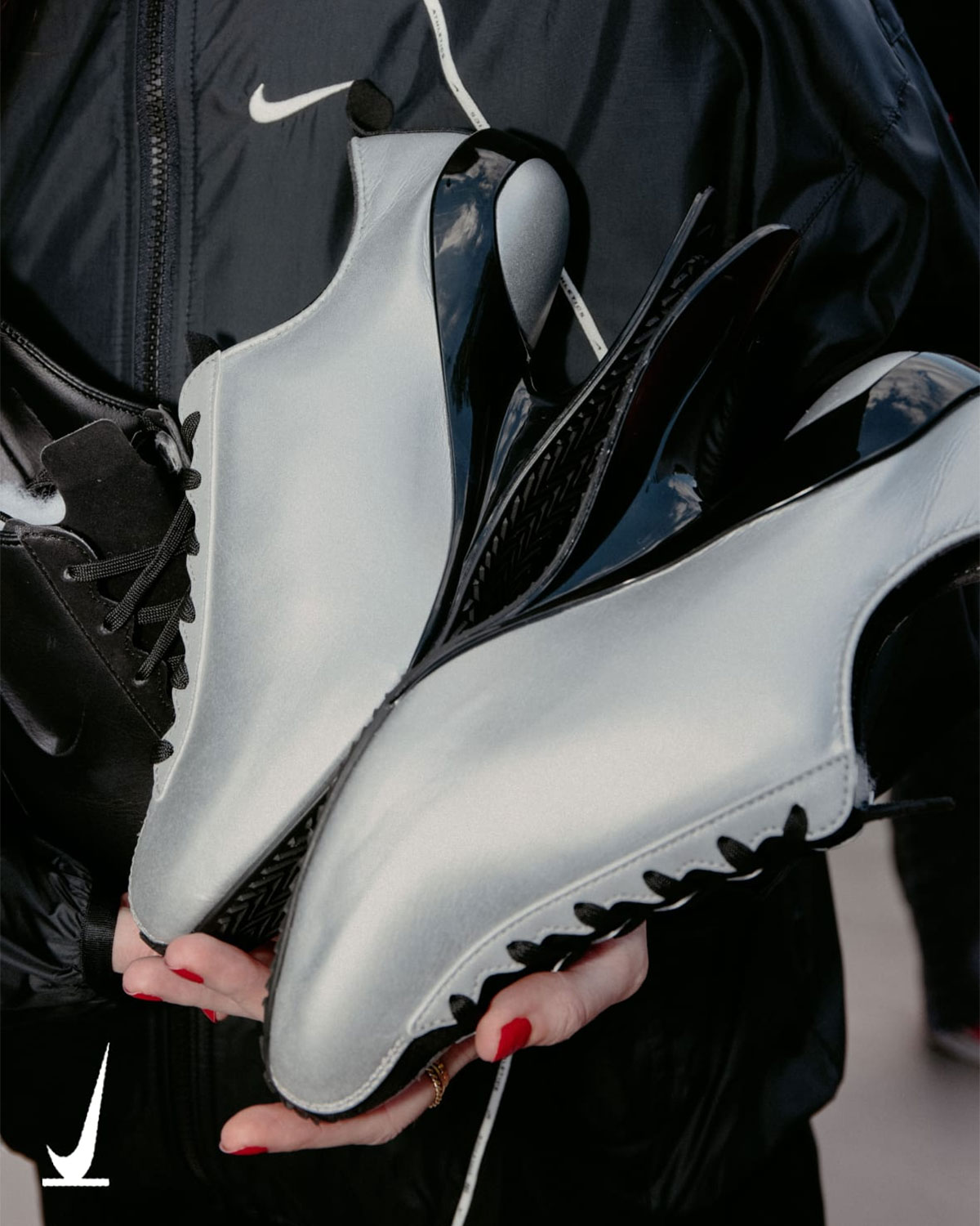 Nike Ovolo 2 0 Silver Black 4