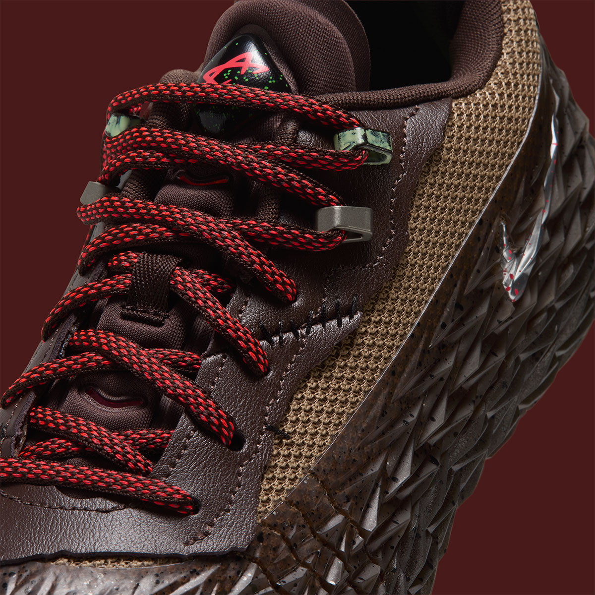 Nike St Charge Cade Halloween 3