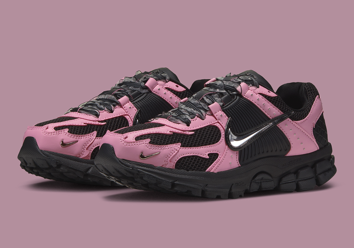 Nike Zoom Vomero 5 Black Medium Soft Pink Metallic Silver Ix7042 010 5