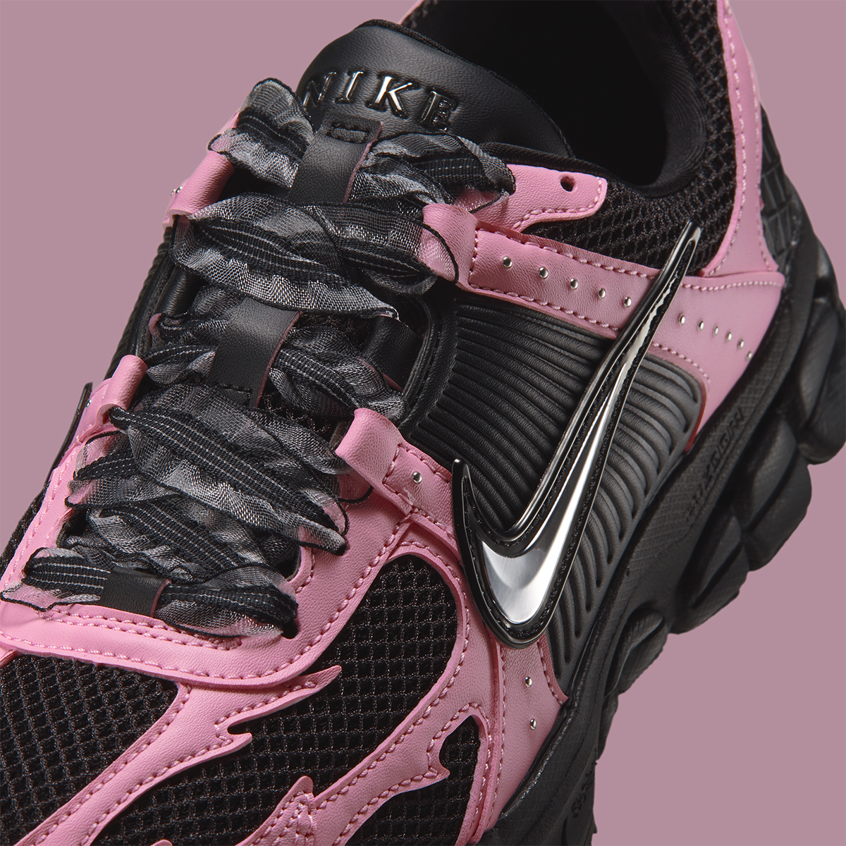 Nike Zoom Vomero 5 Black Medium Soft Pink Metallic Silver Ix7042 010 7