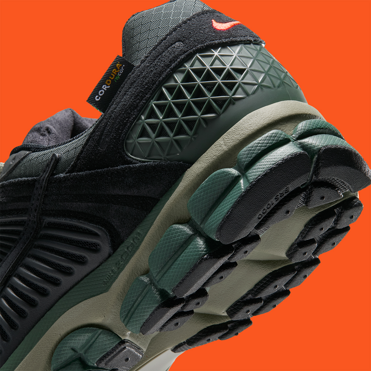 Nike Zoom Vomero 5 Cordura Camo Green Neutral Olive Anthracite Black Iq0380 300 9