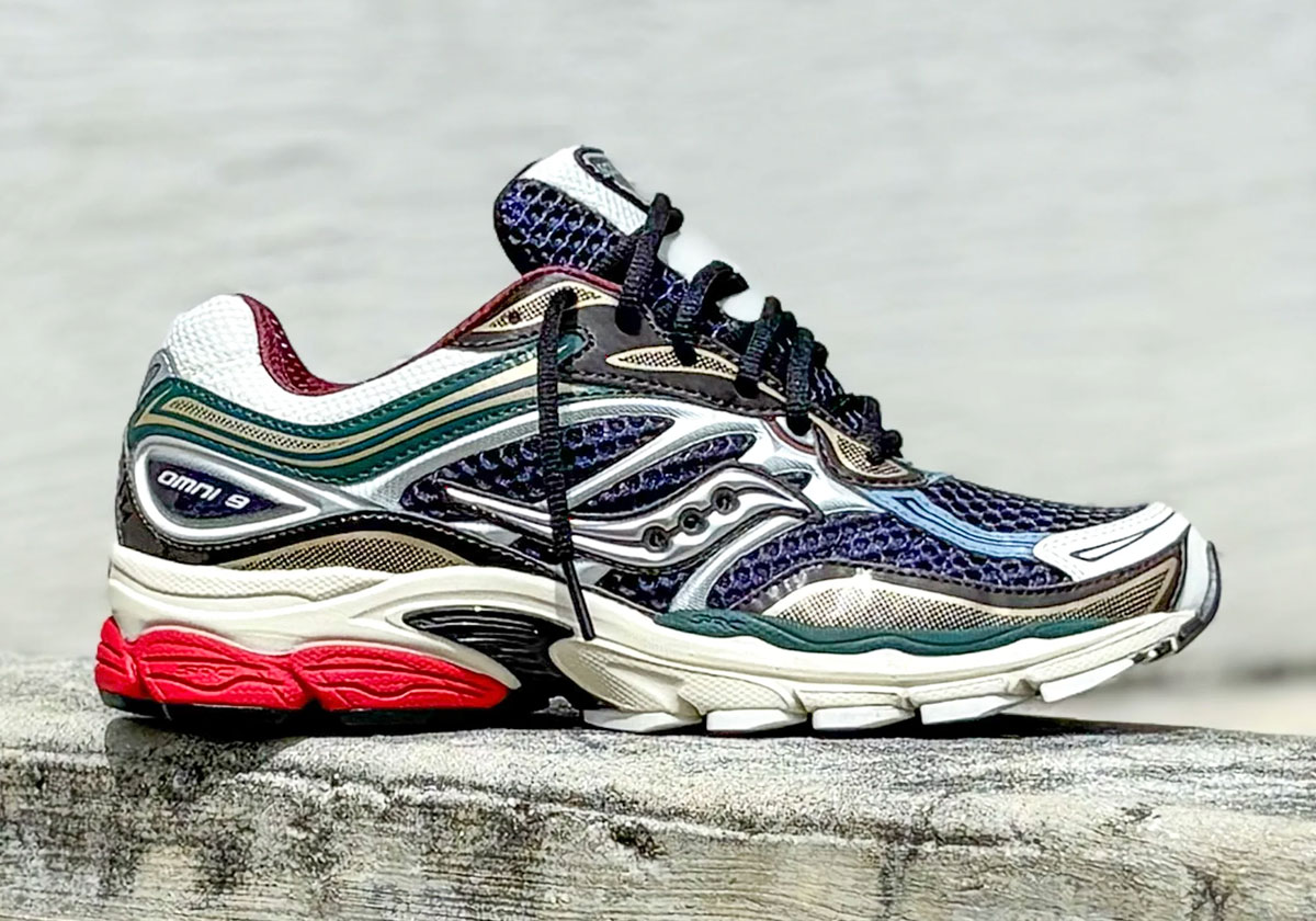 Saucony’s Popular Progrid Omni 9 Tech Runner Docks A “Naval” Colorway