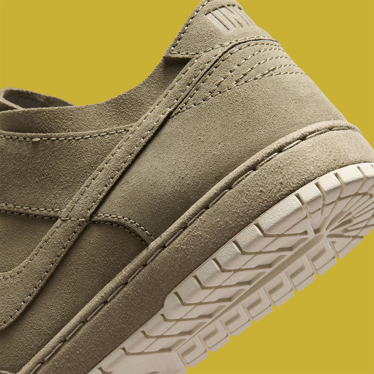 Union Nike Dunk Low Bamboo University Gold Light Cream If7380 200 9