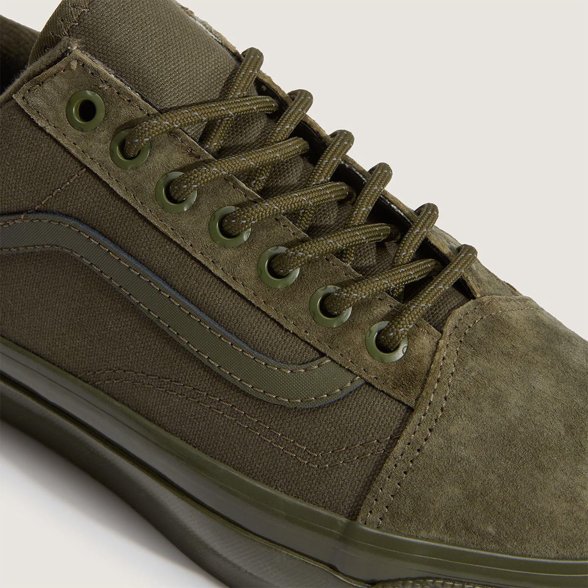 Vans Old Skool Gore Tex Mossy Olive Vn000z3dfr1 1