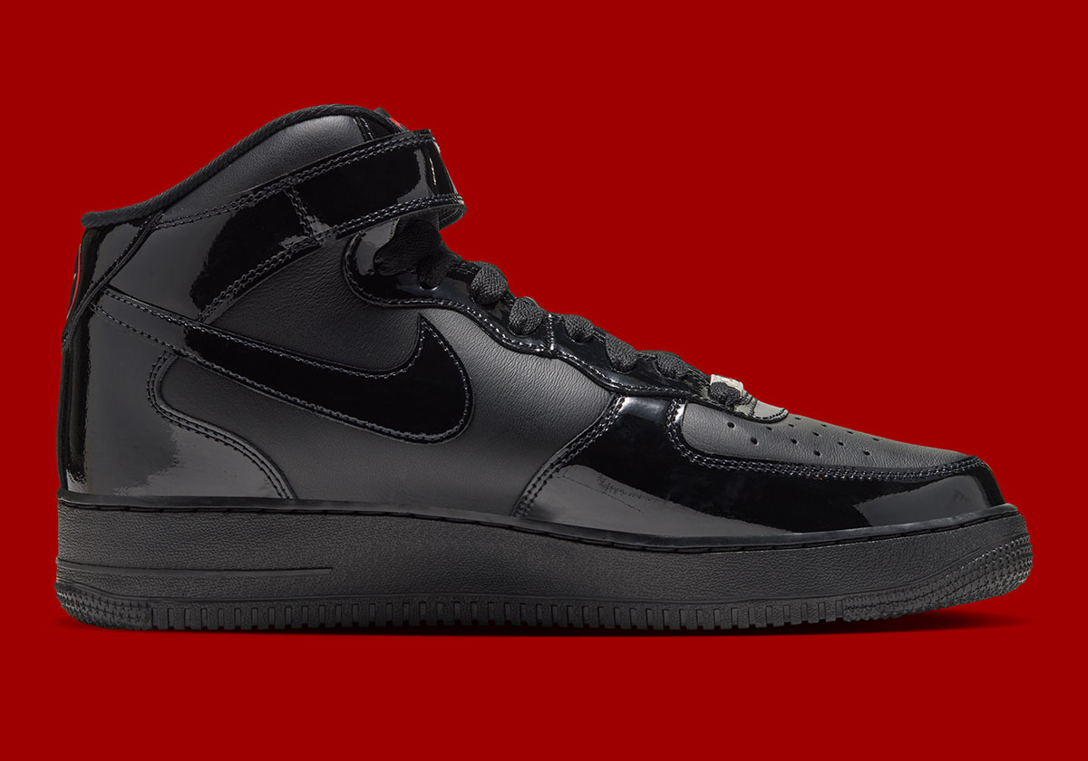 Victory Lap Nike Air Force 1 Mid Ja7806 001 4